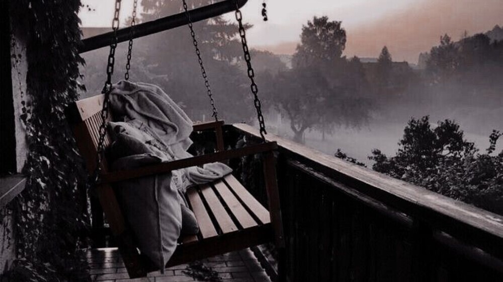 SHORT STORIES / SUMMARIES