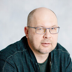 Алексей Иванов