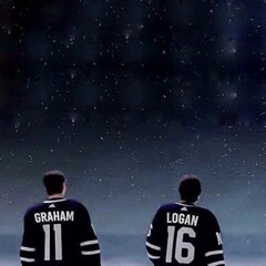 Серия «Вне кампуса»