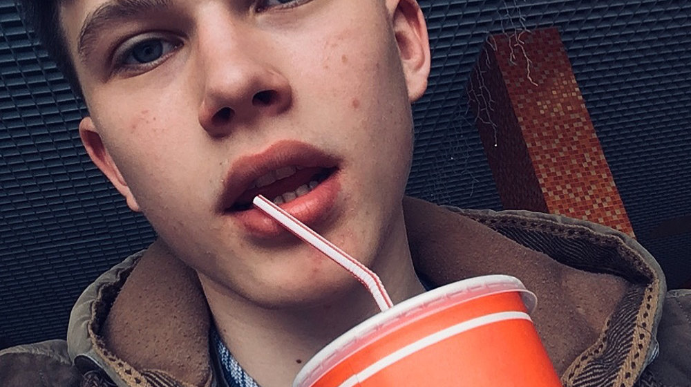 Почитать Есенина 