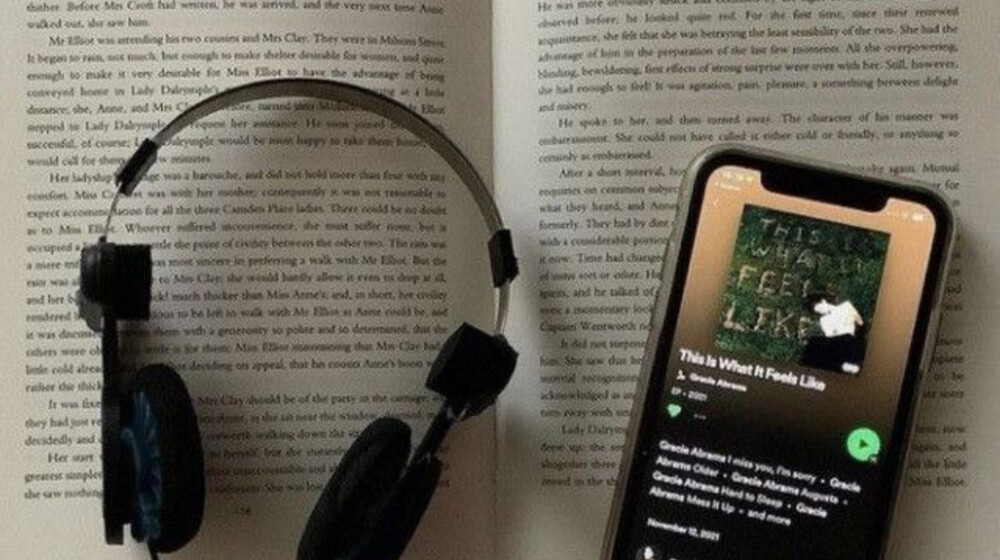 Книжки и аудио книжки с описанием))))