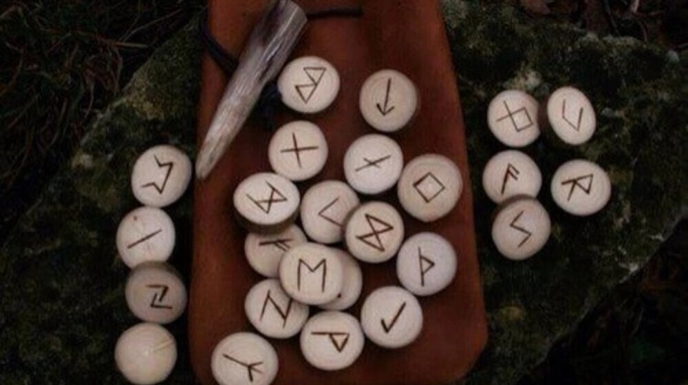 Дмитрий Глуховский