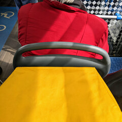 жёлтые обложки