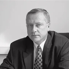 АНДРЕЙ МОЛЧАНОВ