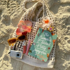 Книги с летней атмосферой🏖️☀️🌊