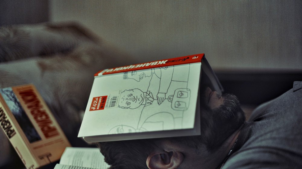 Олег..что читаешь ? 