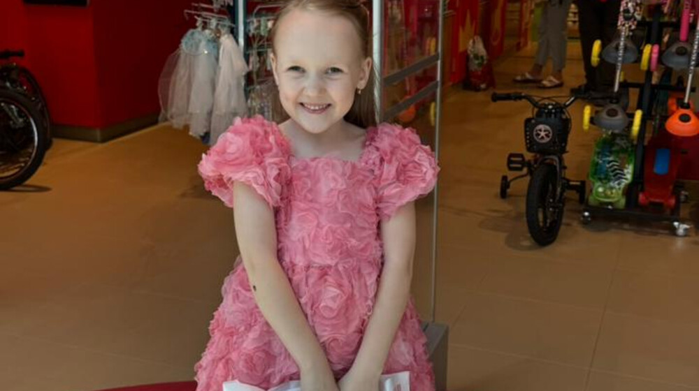 Храменков читает детям