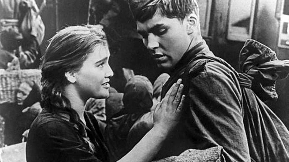 Околовоенные романы