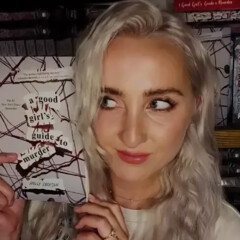 Холли Джексон