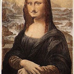 Человек кусает собаку