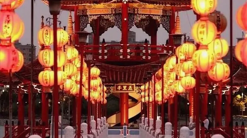 Усё азиатьское