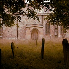 Когда одолевают готические настроения