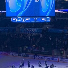 Горячие хоккеисты🔥