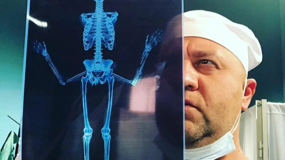 Саша -->
<--все все все