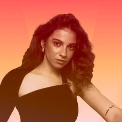 Что читает «еврейка у микрофона»