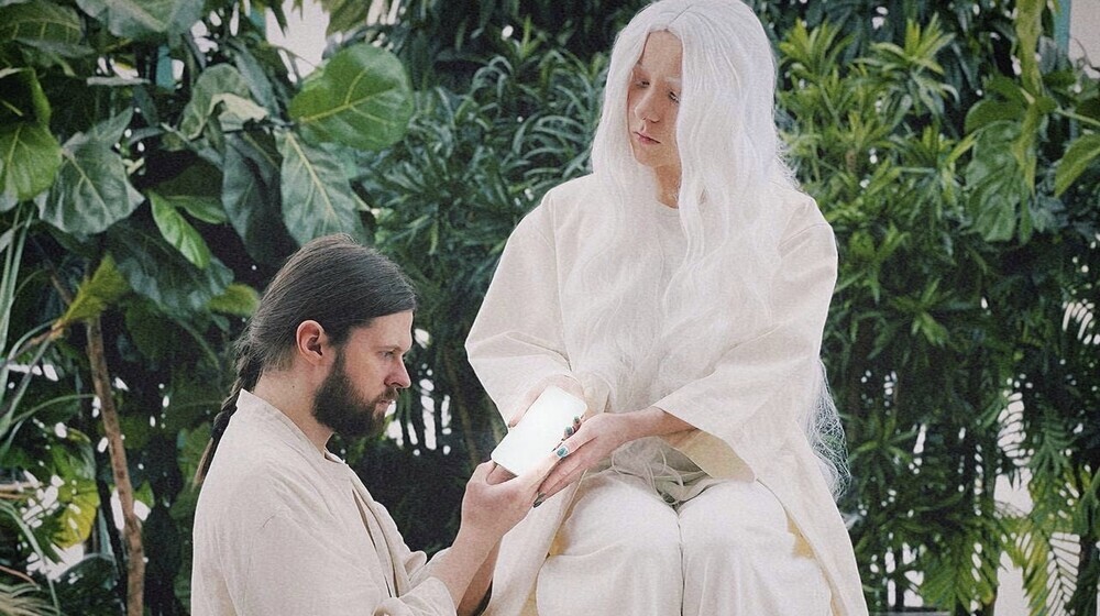 КНИЖНАЯ ПОЛКА СТАРЦА