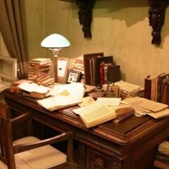 Биография 🗞️