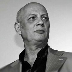 Василий Головачёв