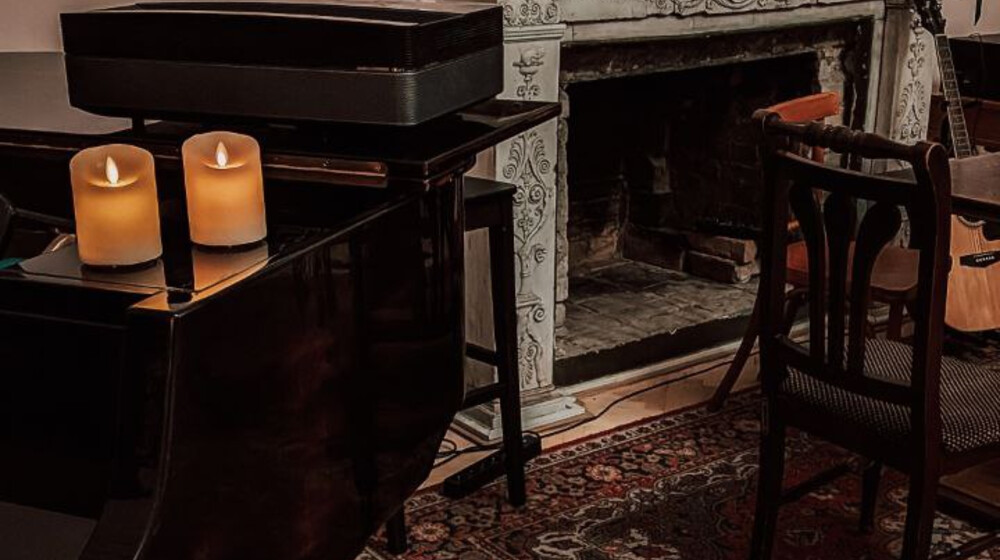 Дискуссионный клуб "Книги и вино"