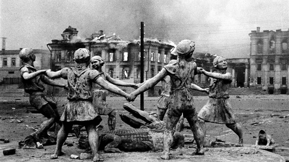 Серо-черная_страна