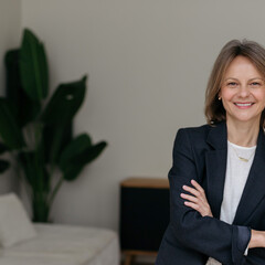 Что читает Девушка с Деньгами