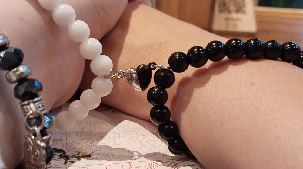 Серия 
"Светлые vs Тёмных"