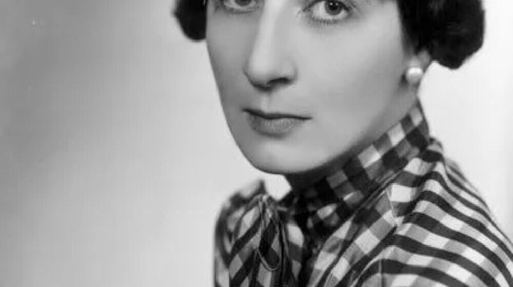 джозефина тэй 