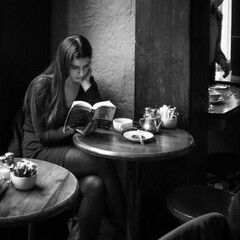 Девочка, девушка, женщина