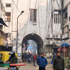 Суд идет в Азии