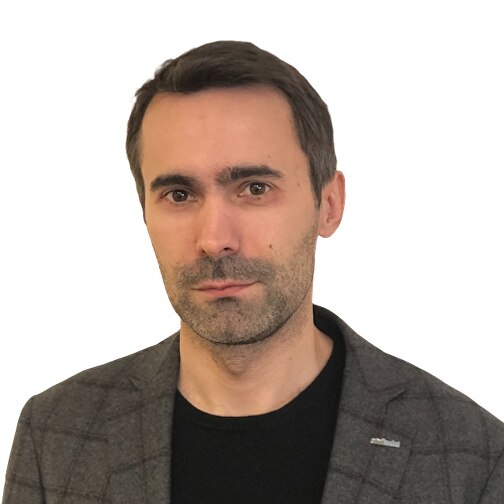 Роман Зыков