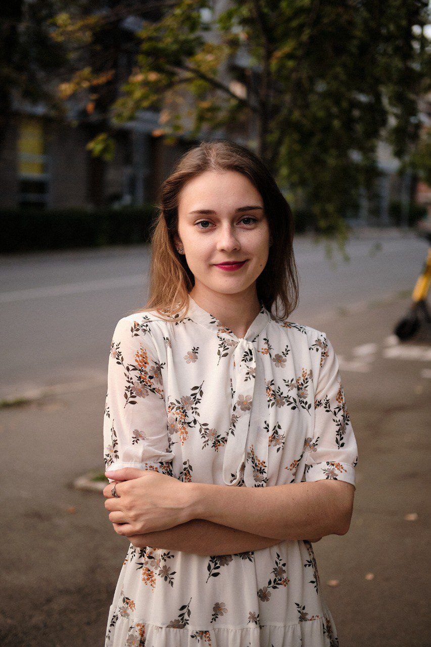 Юлия Шляпникова