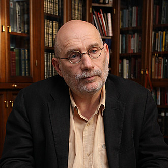 Борис Акунин