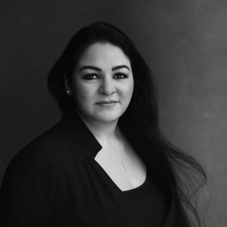 Сильвия Дэй