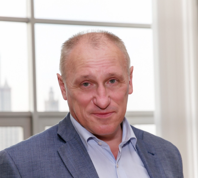 Александр Аузан