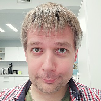 Николай Караев