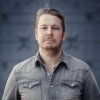 Фредрик Бакман