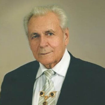 Иван Неумывакин