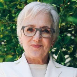 Венди Моугел