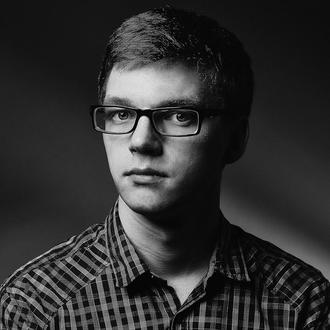 Денис Старостин