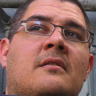 Адам Джонсон