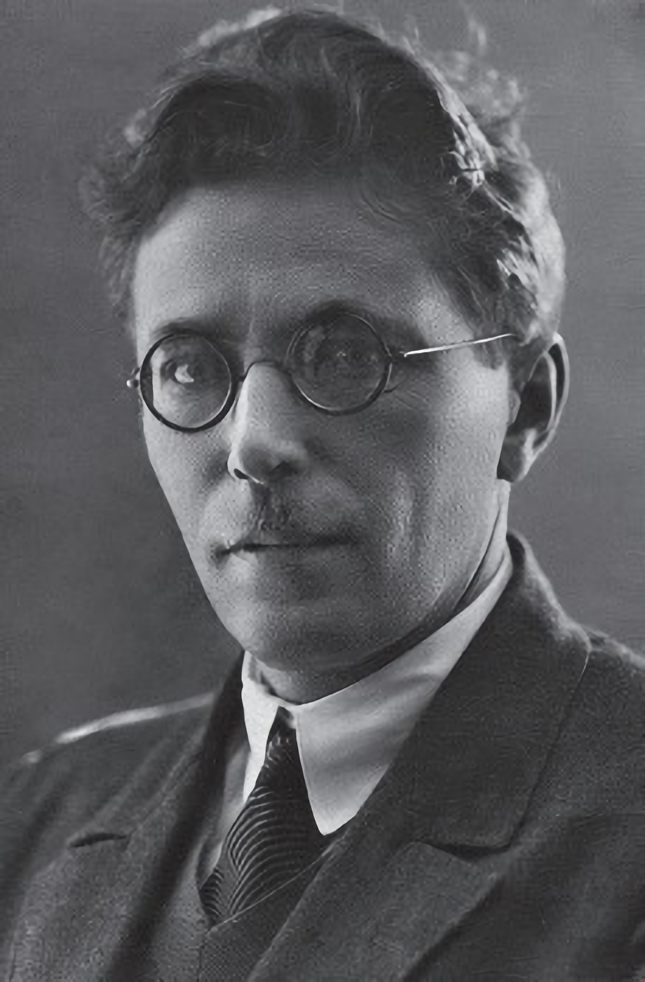 Николай Огнев