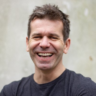 Финбар Хокинс