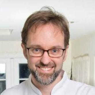 Энтони Уорнер