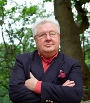 Дуглас Дэвис