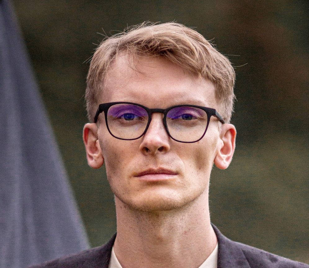 Рома Декабрев