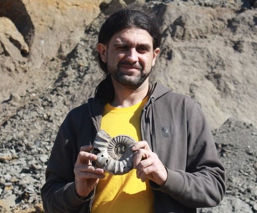 Антон Нелихов