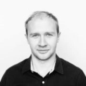 Роман Зинзер