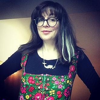 Клэр Баркер