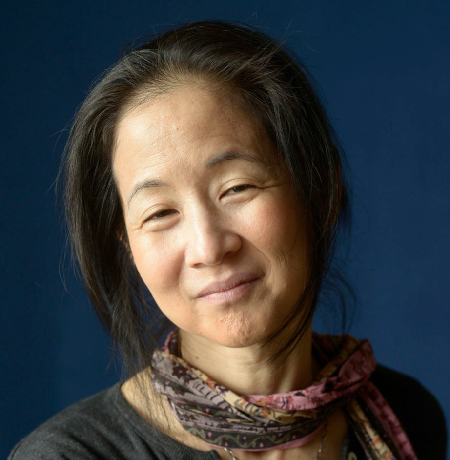 Джули Оцука