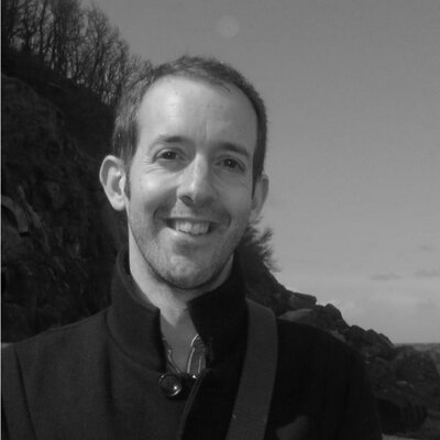 Тревор Бейкер